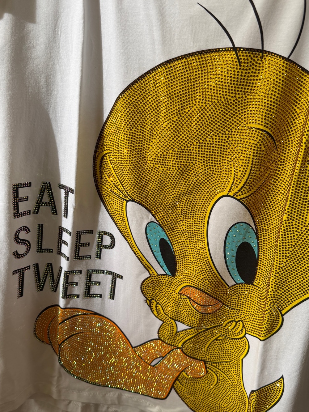 Source Unknown White Tee with Yellow Tweety Graphic and Teal Eye Accents